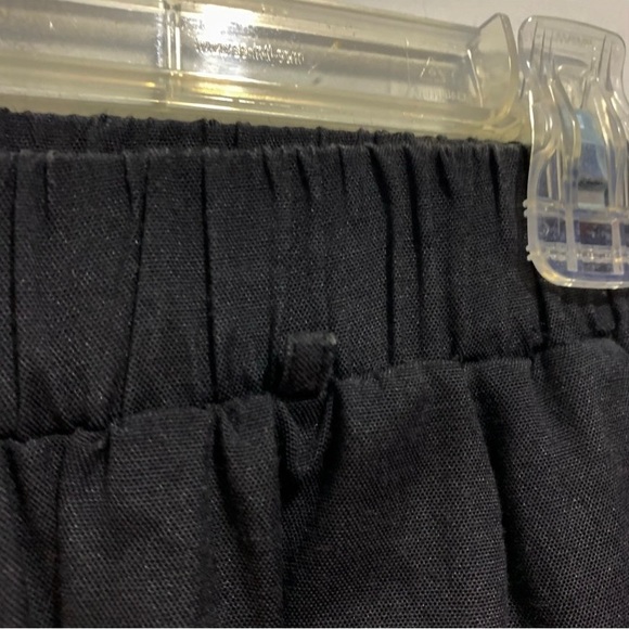 Women’s Chain Detail Flap Pocket Black Cargo Pants - Picture 5 of 12